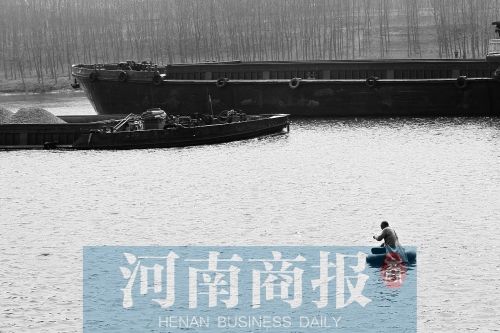 治理后的沙颍河 河南商报首席记者 杨东华/摄 治理后的沙颍河 河南商报首席记者 杨东华/摄